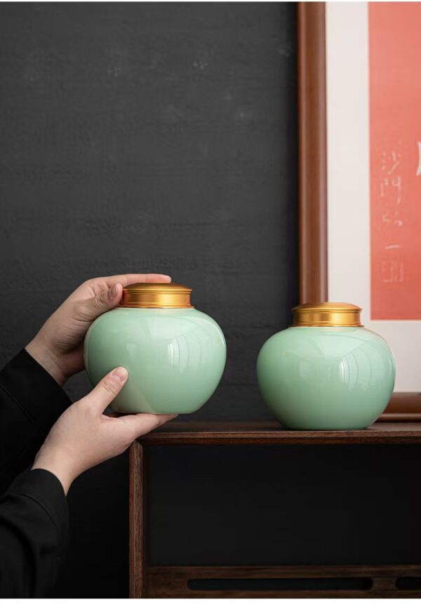 Lumina Paws Cat Urn – Premium Feline Memorial Keepsake