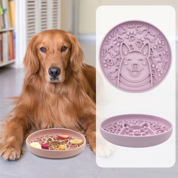 微信图片_20260505193926_1725_37 Silicone Slow Feeder Dog Bowl, Non-Slip Suction Cup Pet Slow Eating Bowl for Medium Dogs, Anti-Choking Interactive Puzzle Feeder